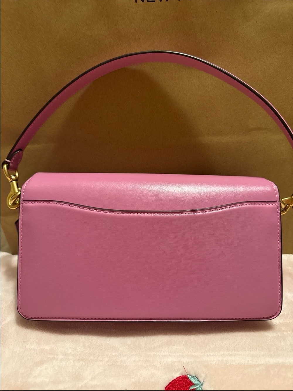 COACH
Fuchsia Tabby Shoulder Bag 20 - Picture 13 of 16